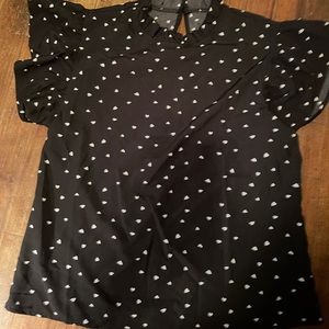 Size medium top never worn